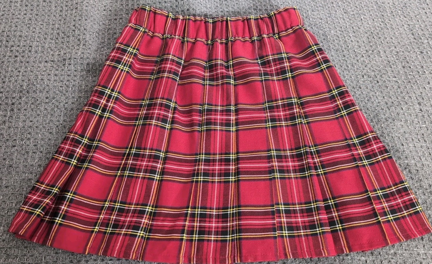 Sport Kilt Made in USA YOUTH S Red Plaid Pleated Inside Pocket Adjustable Waist