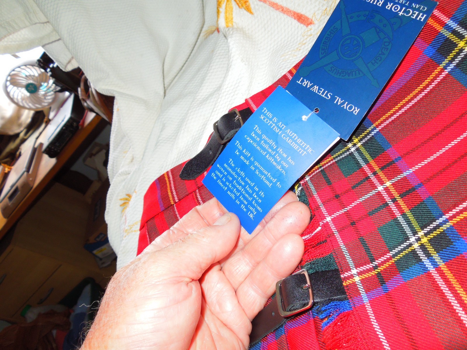 HECTOR RUSSELL Made in Scotland Child Royal Stewart Kilt Wool Blend Size 7-8 YRS