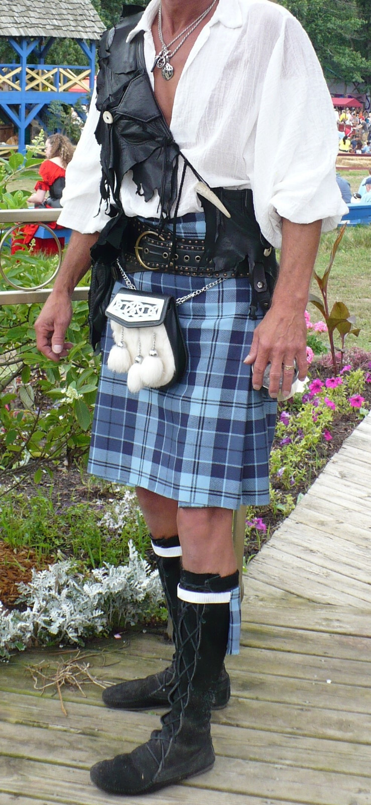 The Shirley Family Plaid Tartan Kilt, Sash, Flashes, Tam, Size 32″, Length 23″
