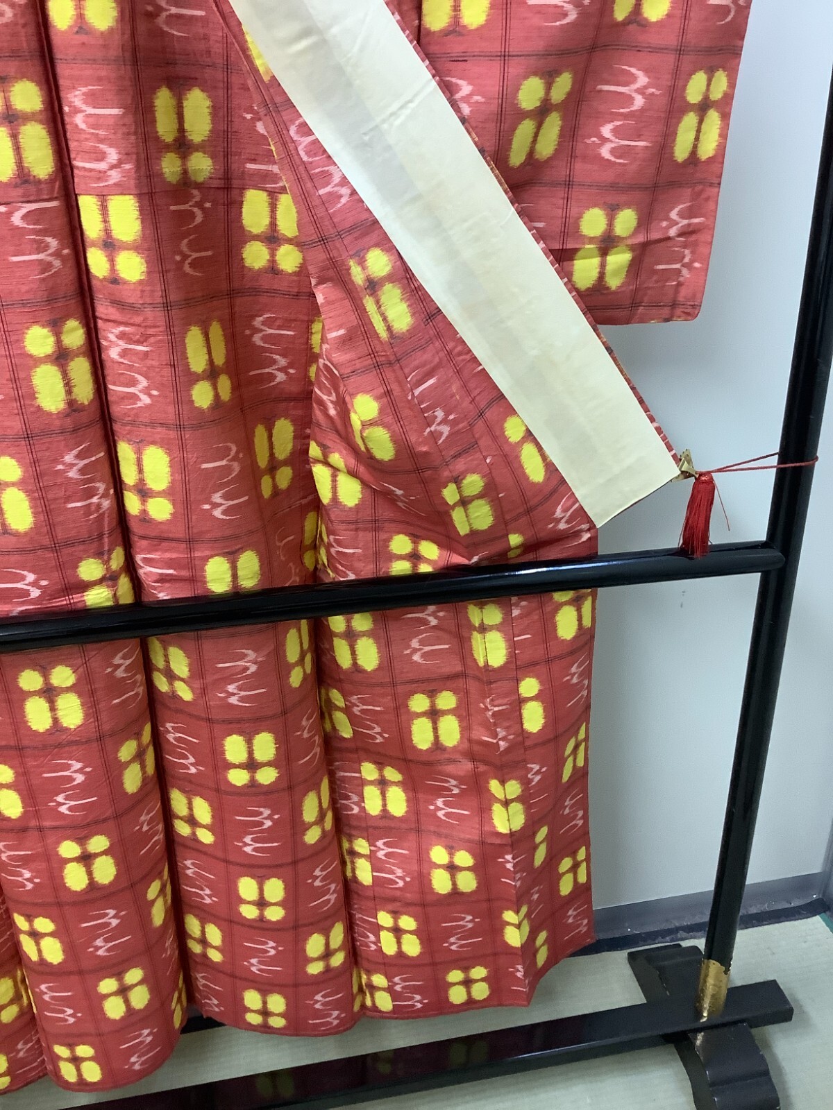 Japanese Vintage Kimono Pure Silk red Tumugi Expensive Dirt Height 62.99in