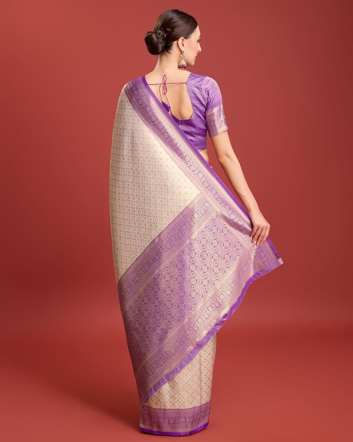 Women’s Kanjivaram Silk Mesmerizing Saree With Unstitched Blouse Piece