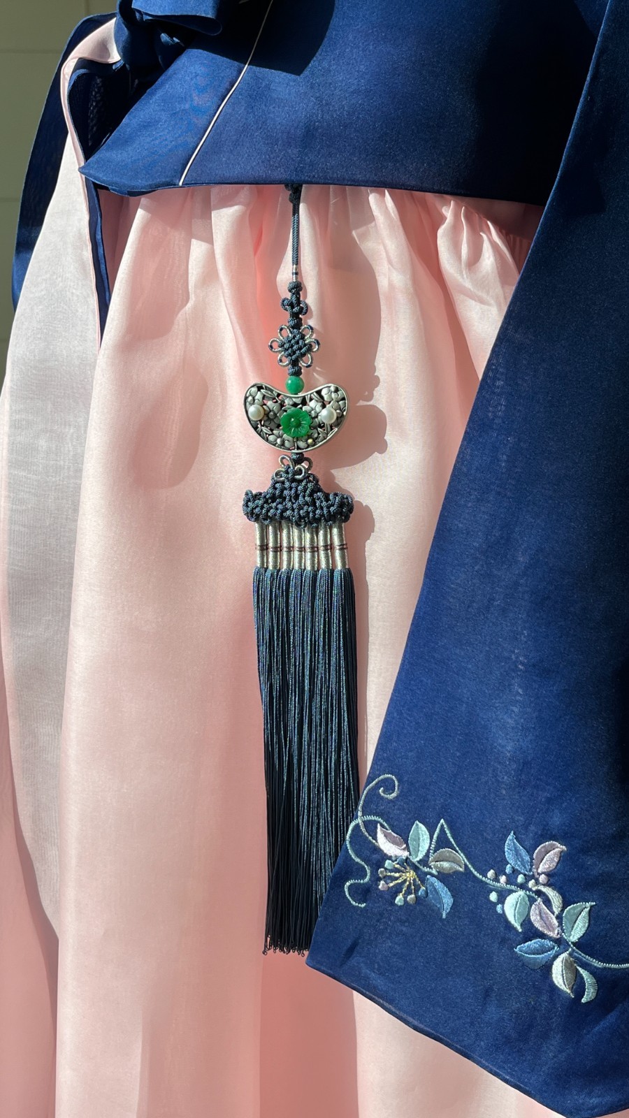 Women’s Korean Traditional Dress Hanbok Set-Navy Jacket & Pink Skirt / Petticoat