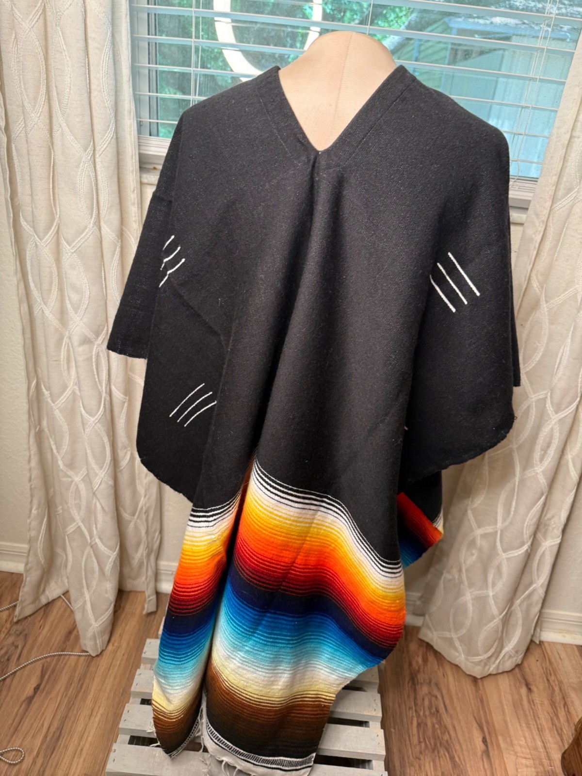 Tribal Serape Mexican Poncho Fringe Striped Blanket Gaban O/S Western Warm Cozy