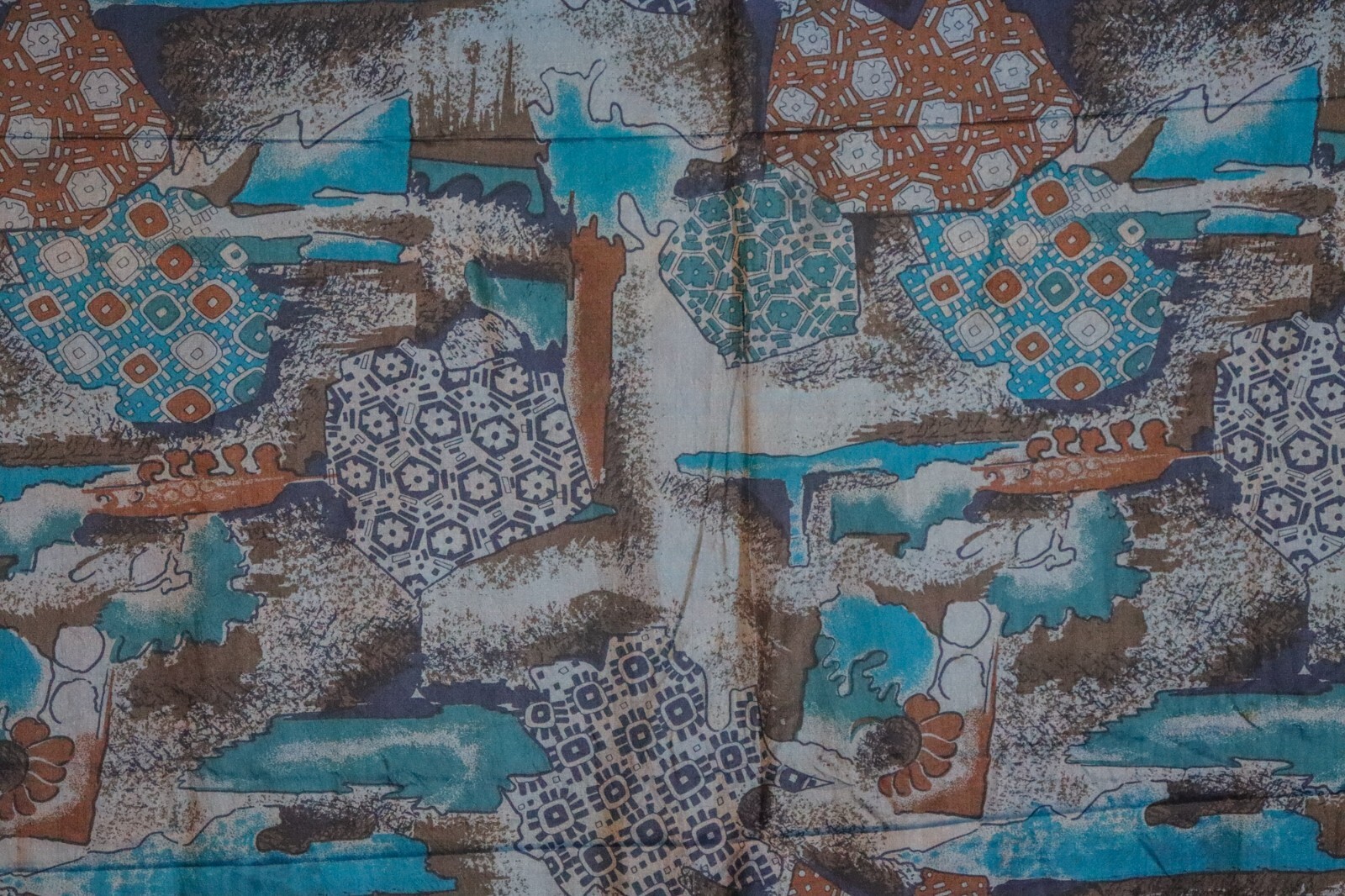 Printed Fabric, Suitable for Sewing Projects, Soft Wrap, Lampshade Making SS1349