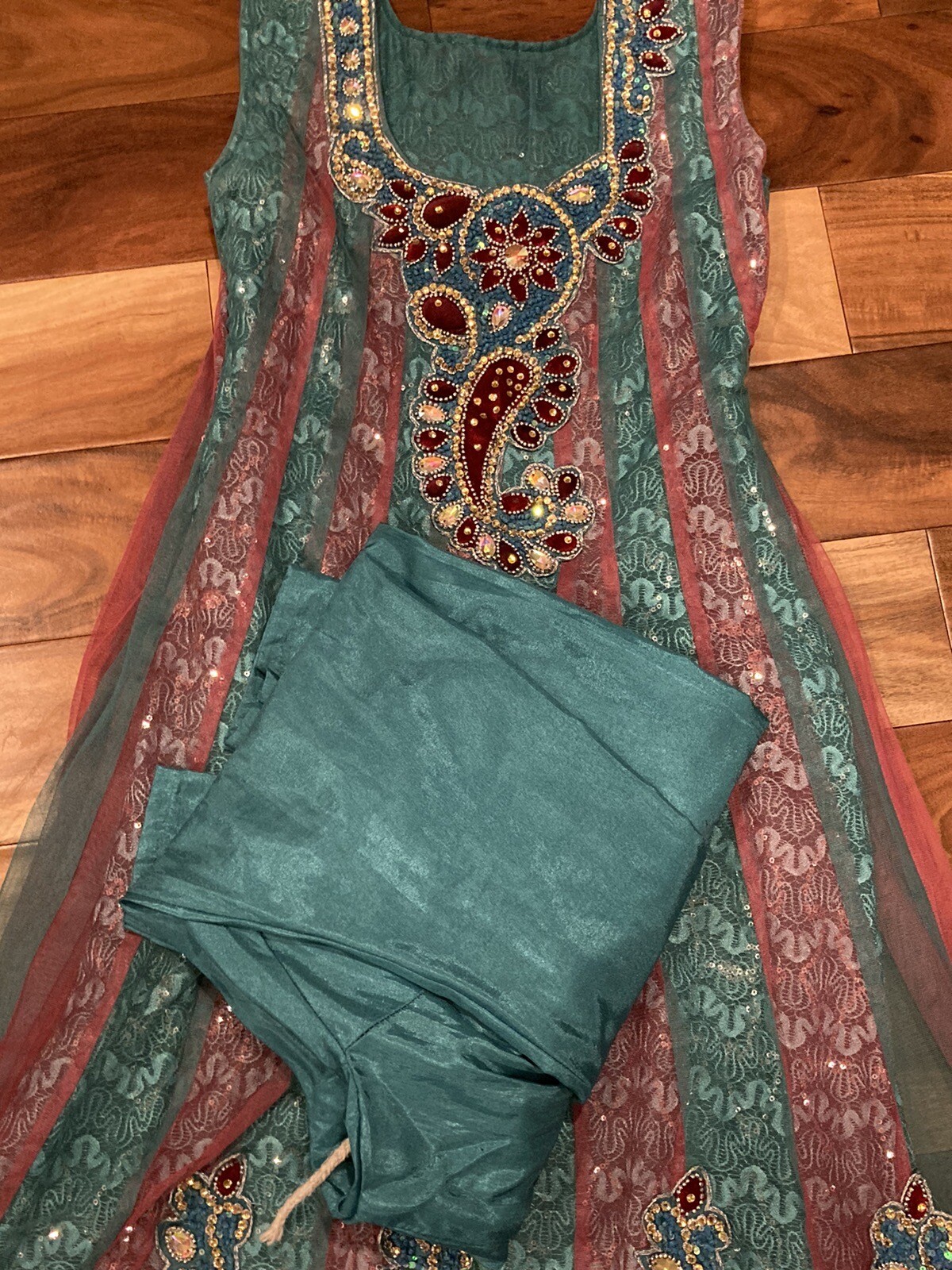 Indian Ethnic Hand made Festive Colorful Sari with salwar Wear Bust 16X 29Length
