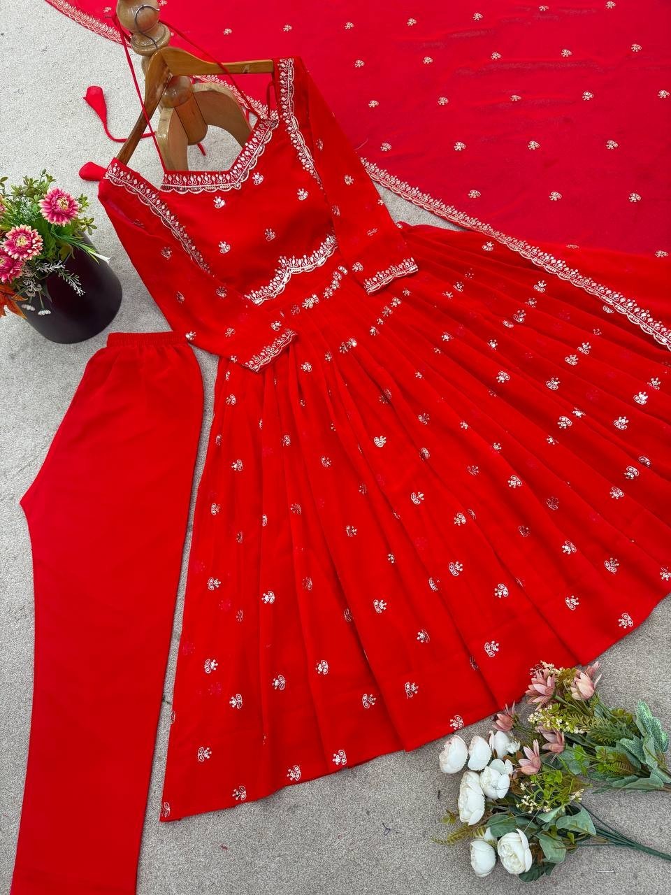 Fashionable Heavy Faux Georgette Gown Bottom With Red Dupatta For Women Wear