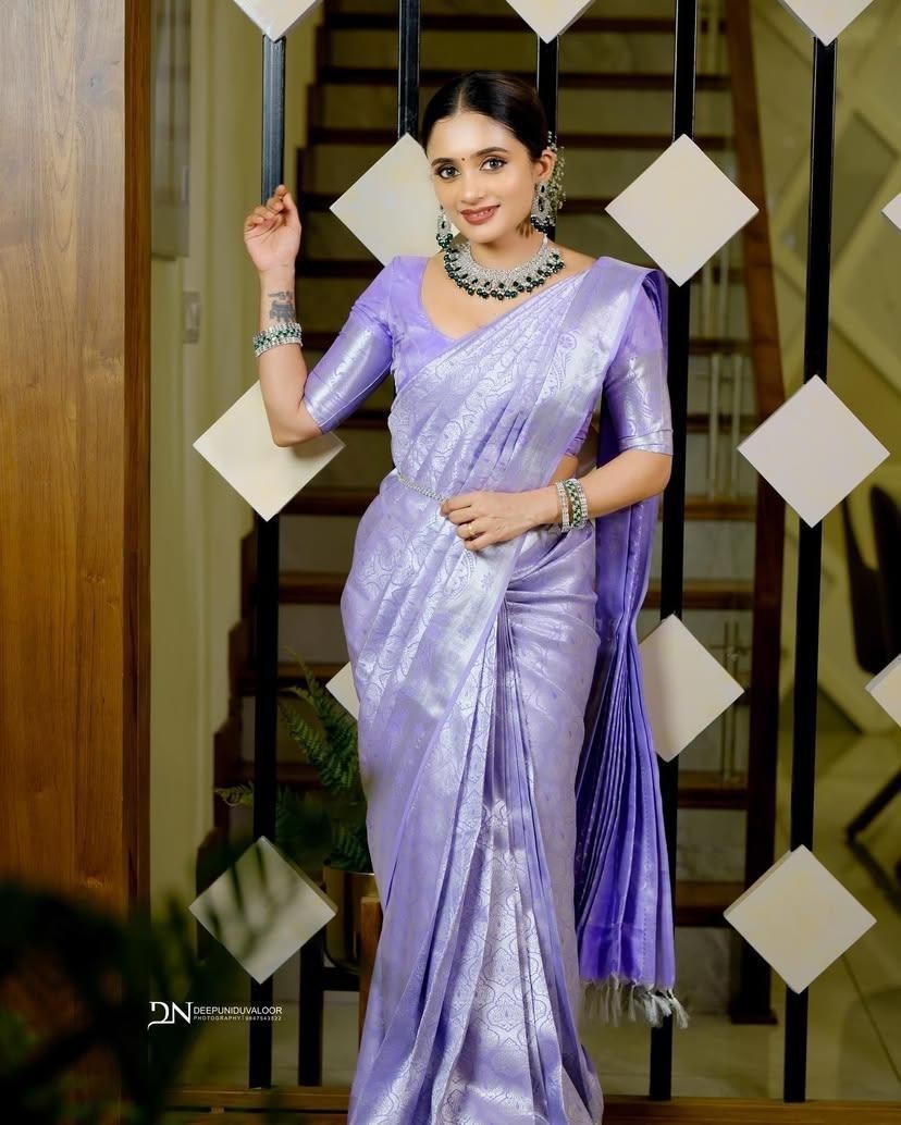 Elegant Lavender Pure Silk Saree | 100% Silk | Designer Party Wear Indian Ethnic