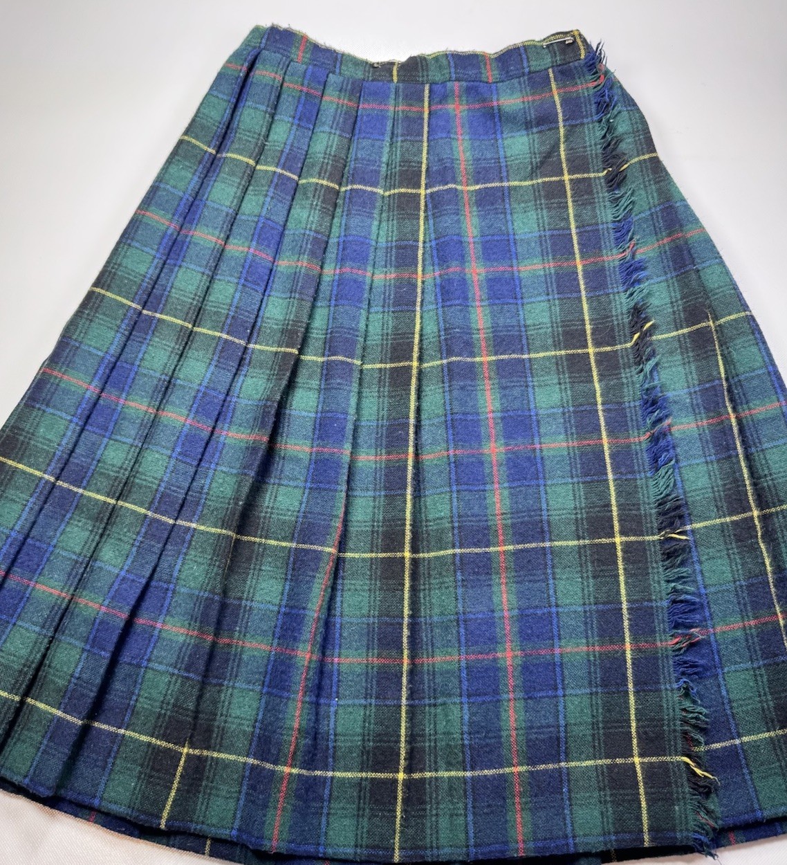 AVGVSTVS Tartan Kilt XS /S Plaid Traditional Classic Vintage