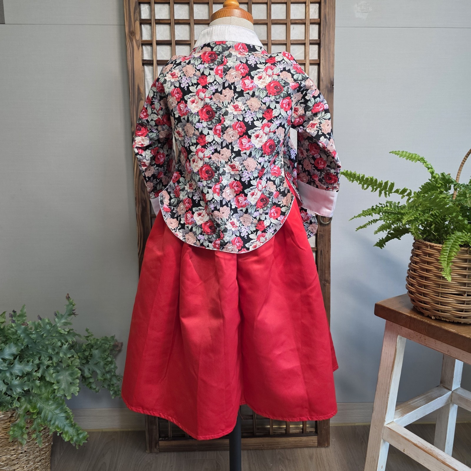 Korean Hanbok for girls Size 3 (Age 1-2 / First & Second Birthday Dol)