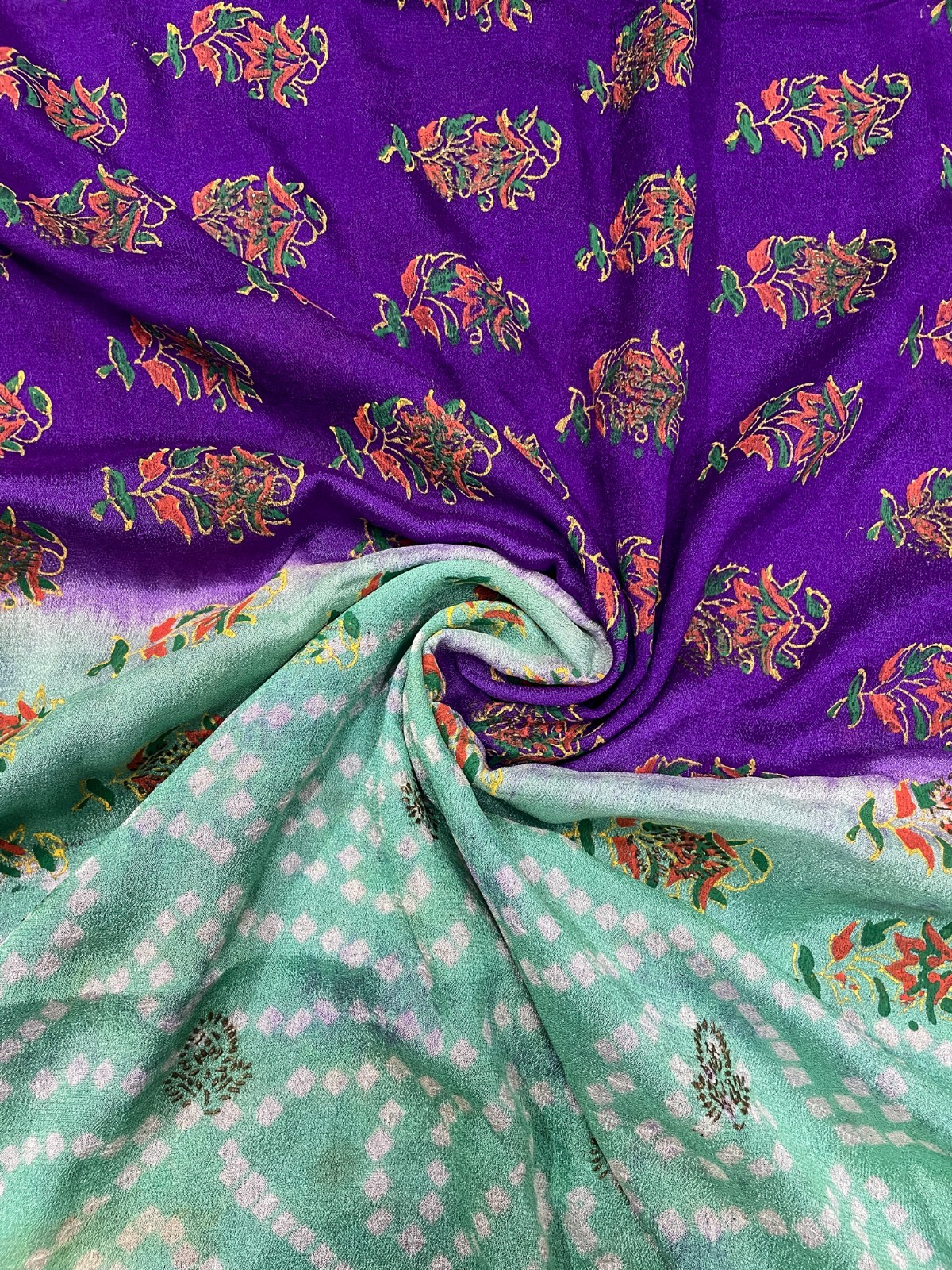 Vintage Chiffon Silk Saree, Lightweight Fabric for DIY & Sewing CS1107