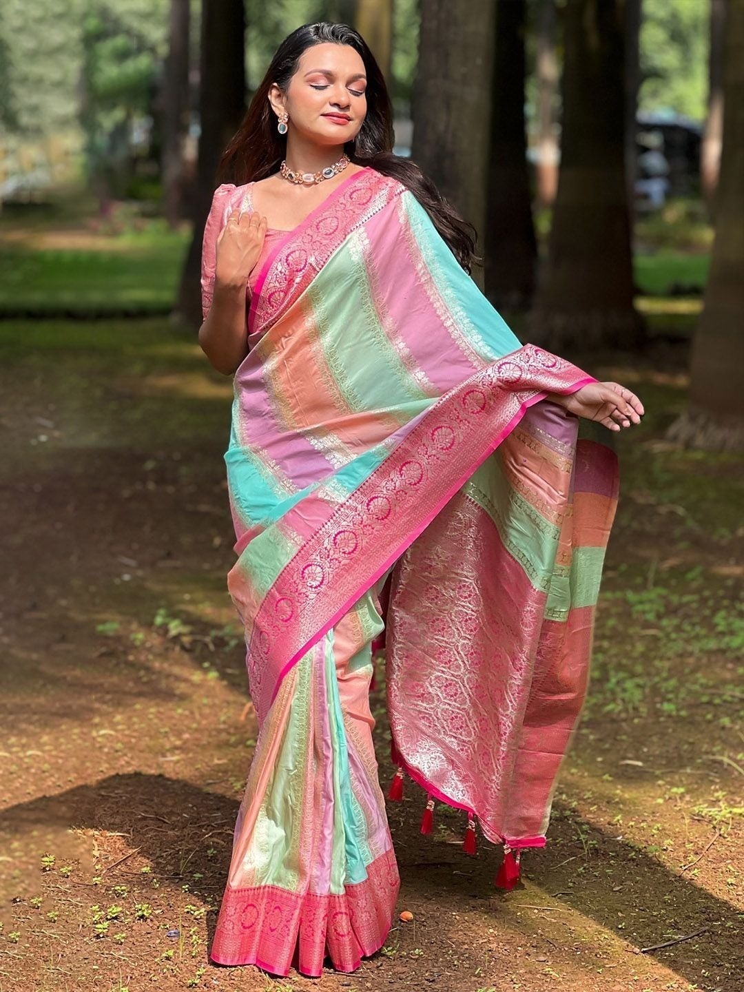 Women’s Traditional Saree Pink Mint Green Woven Ethnic Party Wear One Size