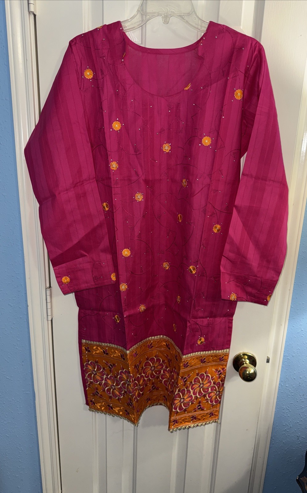 Women’s Indian/ Pakistani Salwar Kameez
