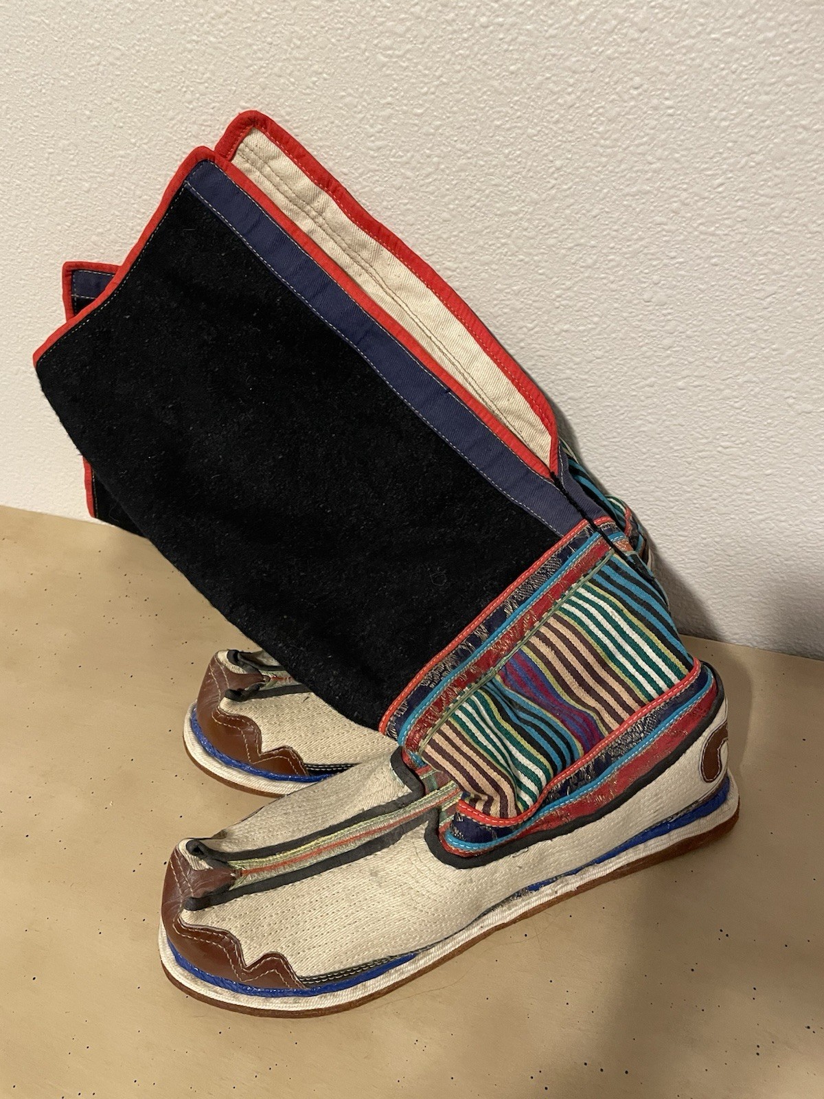Vintage Mongolian Tibetan Tribal Handmade Wool Felt Leather Snow Boots 12