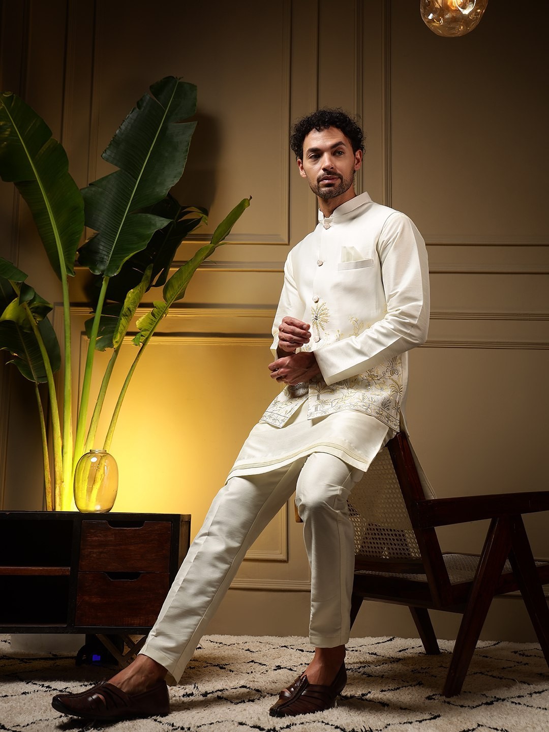 Mens Indian Kurta Pajama Koti Set Silk Embroidered Wedding Party Ethnic Wear
