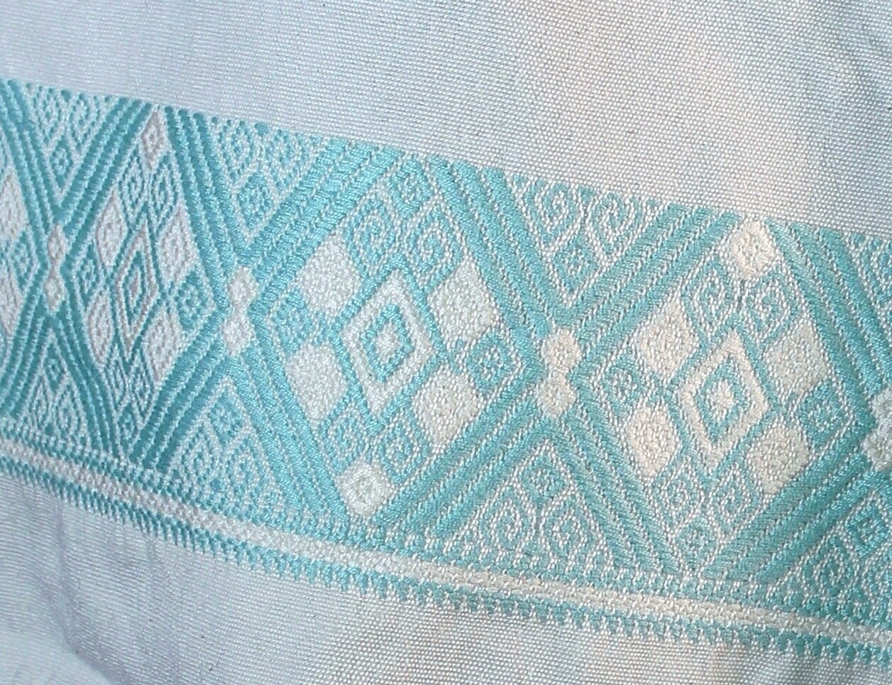Rebozo Shawl Wrap Aqua & Cream Hand Woven Backstrap Loom Mayan Chiapas Mexican