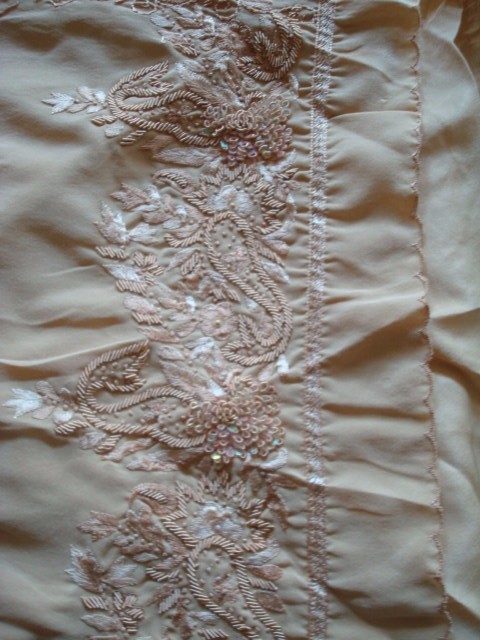 USED CREAM EMBROIDERED POLYESTER/SATIN SARI W/BLOUSE -FREE S&H W/BIN