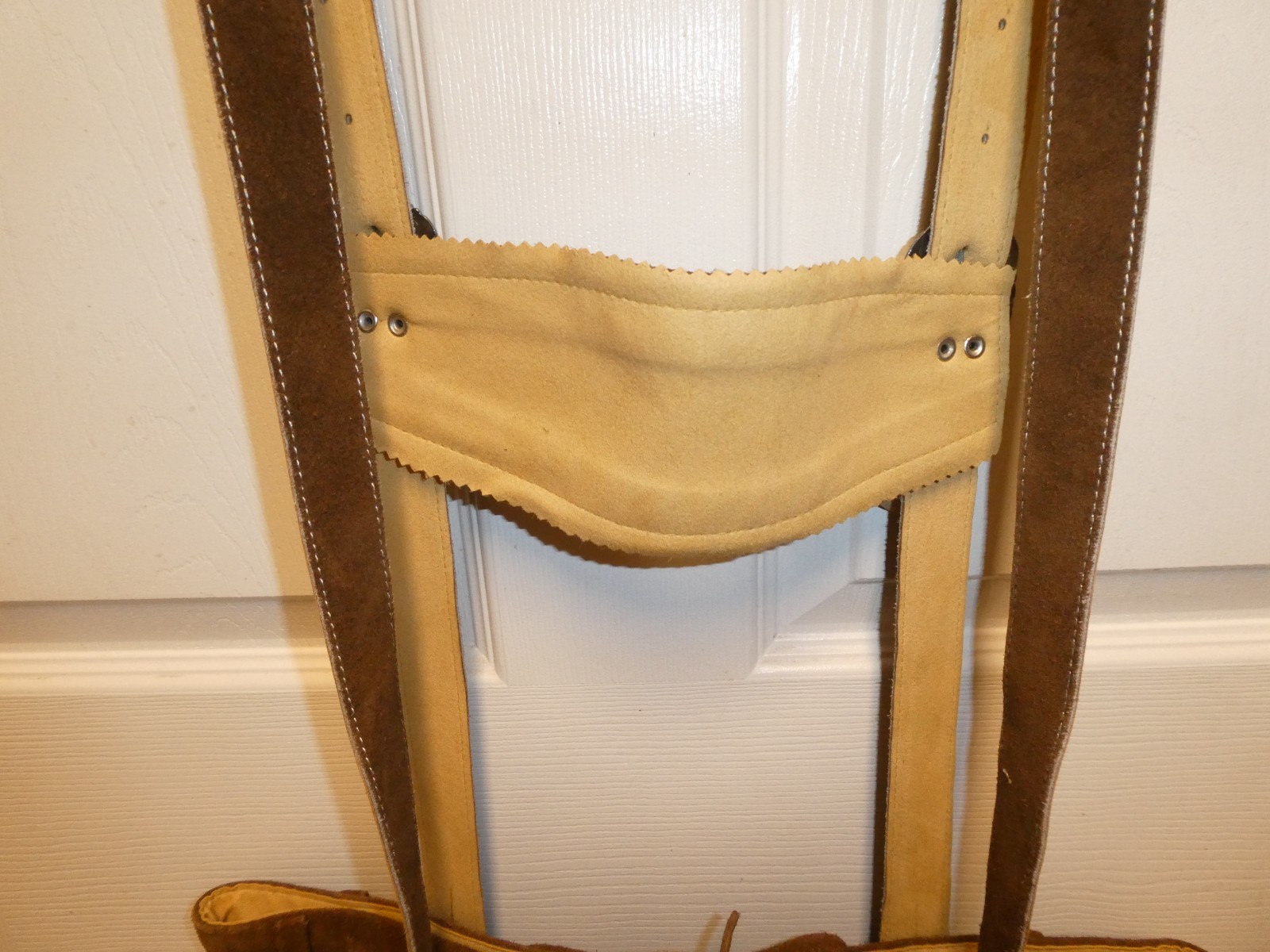 Men’s Brown Suede Leather Lederhosen Traditional German Shorts w/ Suspenders 36