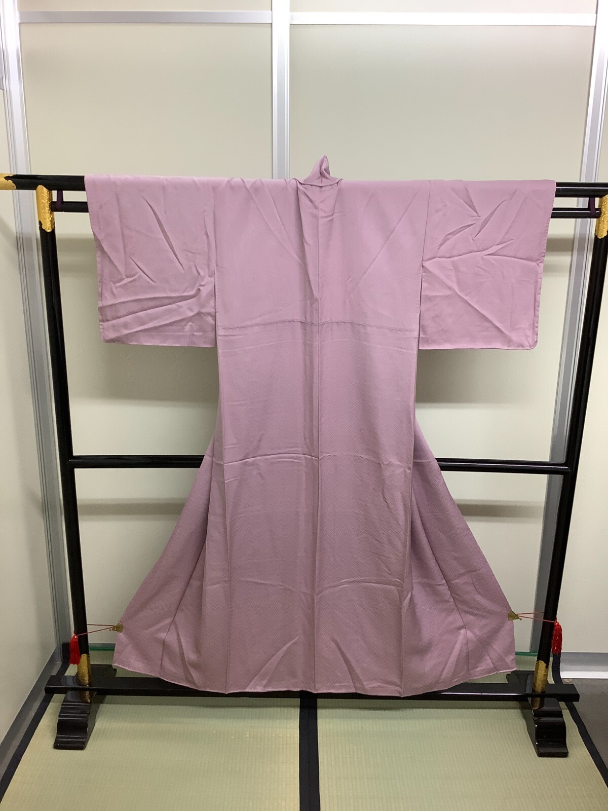 Japanese Vintage Kimono silk purple pink expensive tradition Height 60.62inch