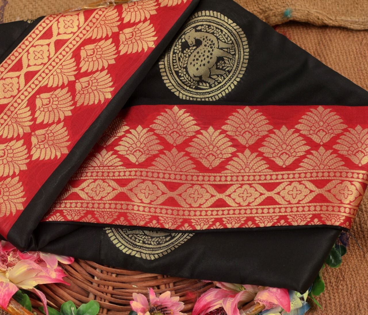 Festive Wear Soft Litchi Silk Saree With Beautiful Blouse Piece By Aadatexport