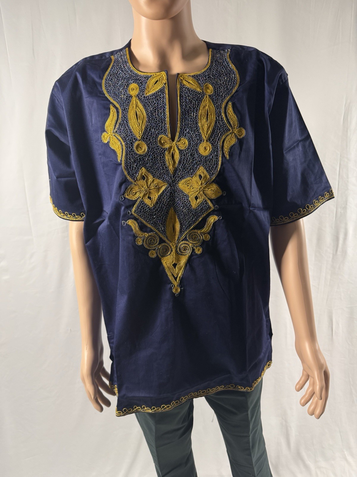 Handmade Men’s Blue Dashiki Shirt, polished Cotton Embroidery Short Sleeve