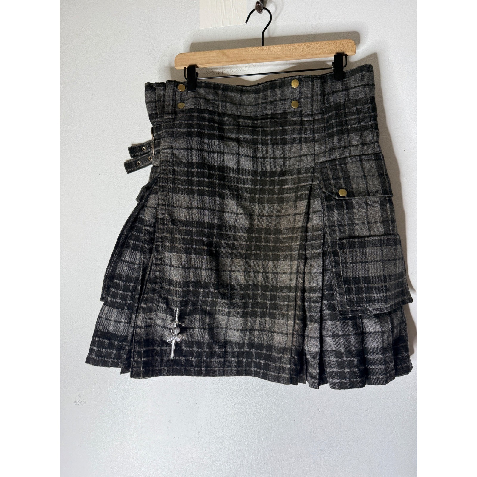 Got kilts grey Black Plaid wool Utility Kilt Mens Size 34 Buckle Detail