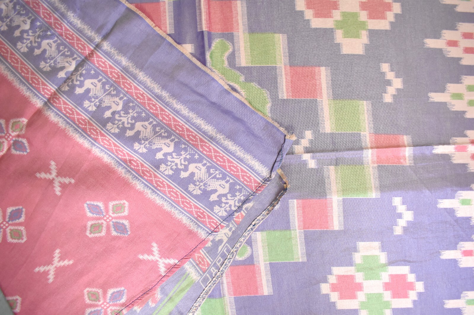 FNC Vintage Saree Pink Sambhalpuri Hand Woven Ikat Printed Silk Sari Fabric 5YD