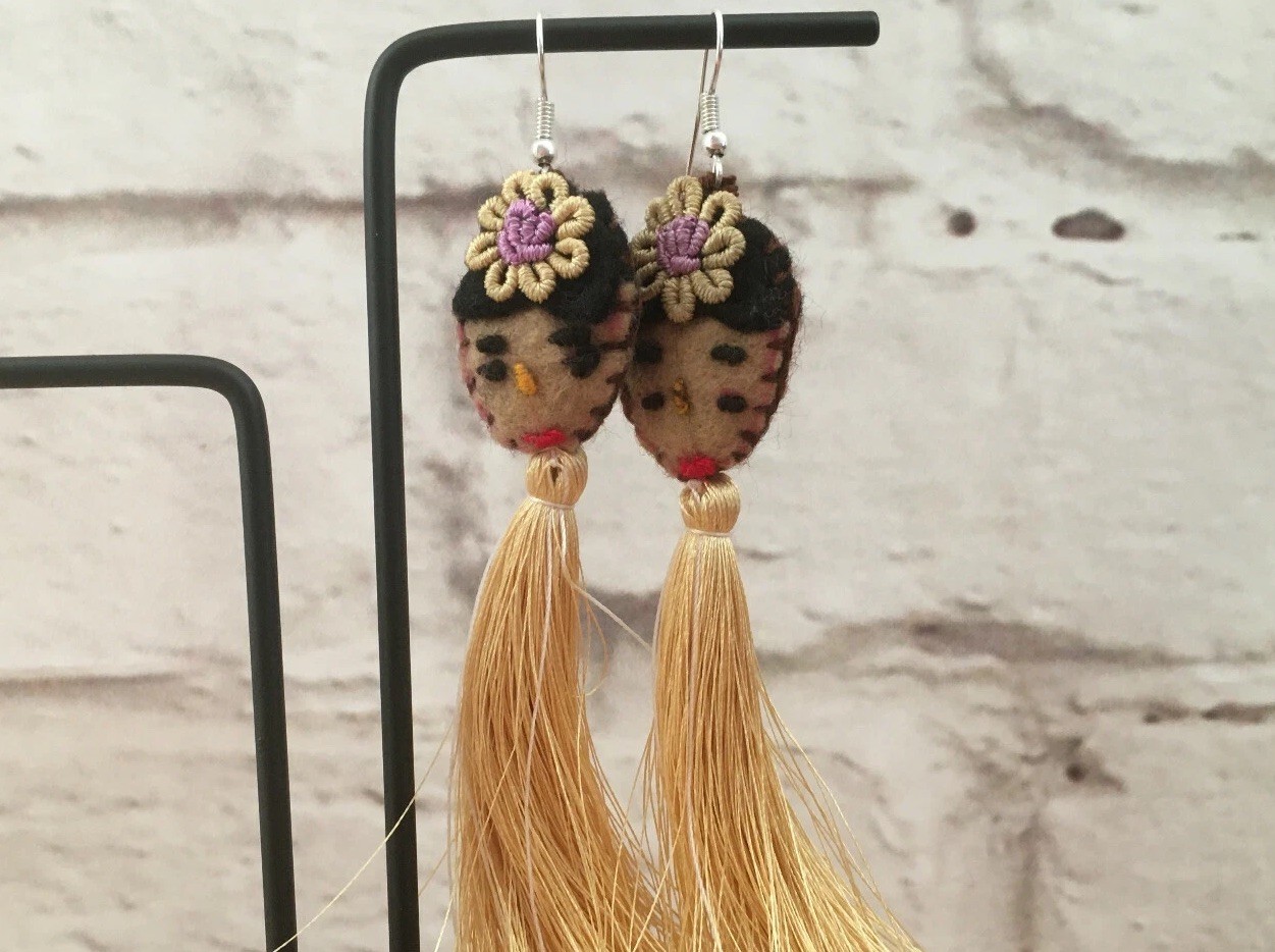 Handmade Mexican Frida Tassel Earrings – Aretes de Frida Hechos a Mano en Mexico