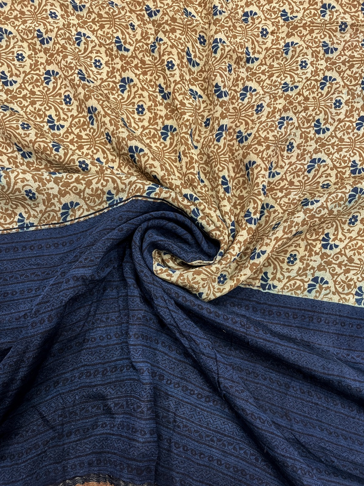 Vintage Chiffon Silk Saree, Lightweight Fabric for DIY & Sewing CS1110