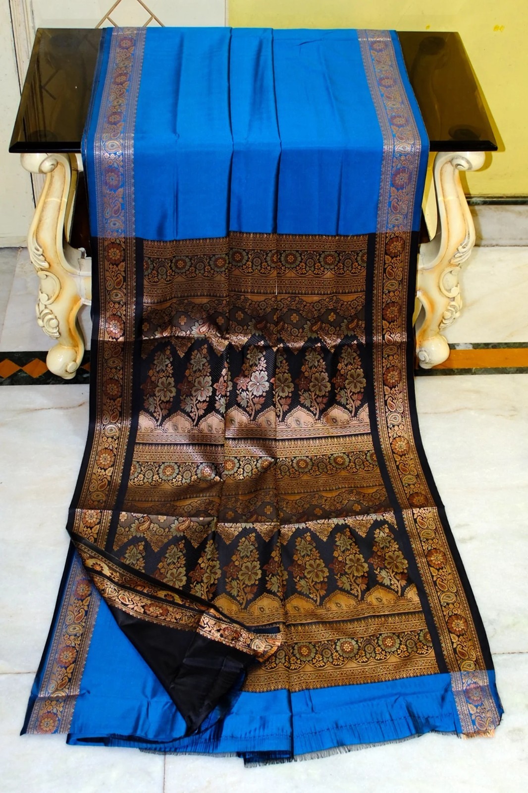 Women Blue Gadwal Silk Saree Pashmina Thread Work With Blouse Piece