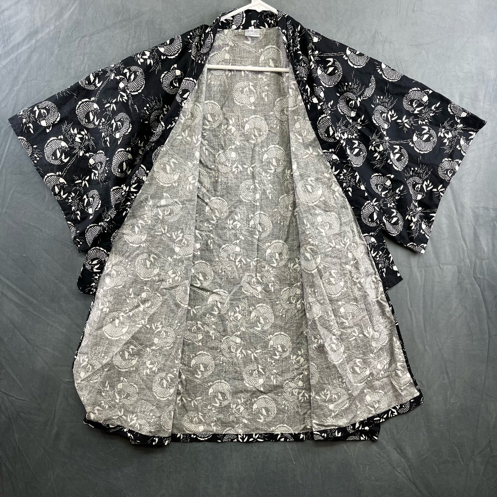 Lucky Koi Fish Japanese Mid Length Kimono with Underarm Vents Wu-Tang 90’s OO-04