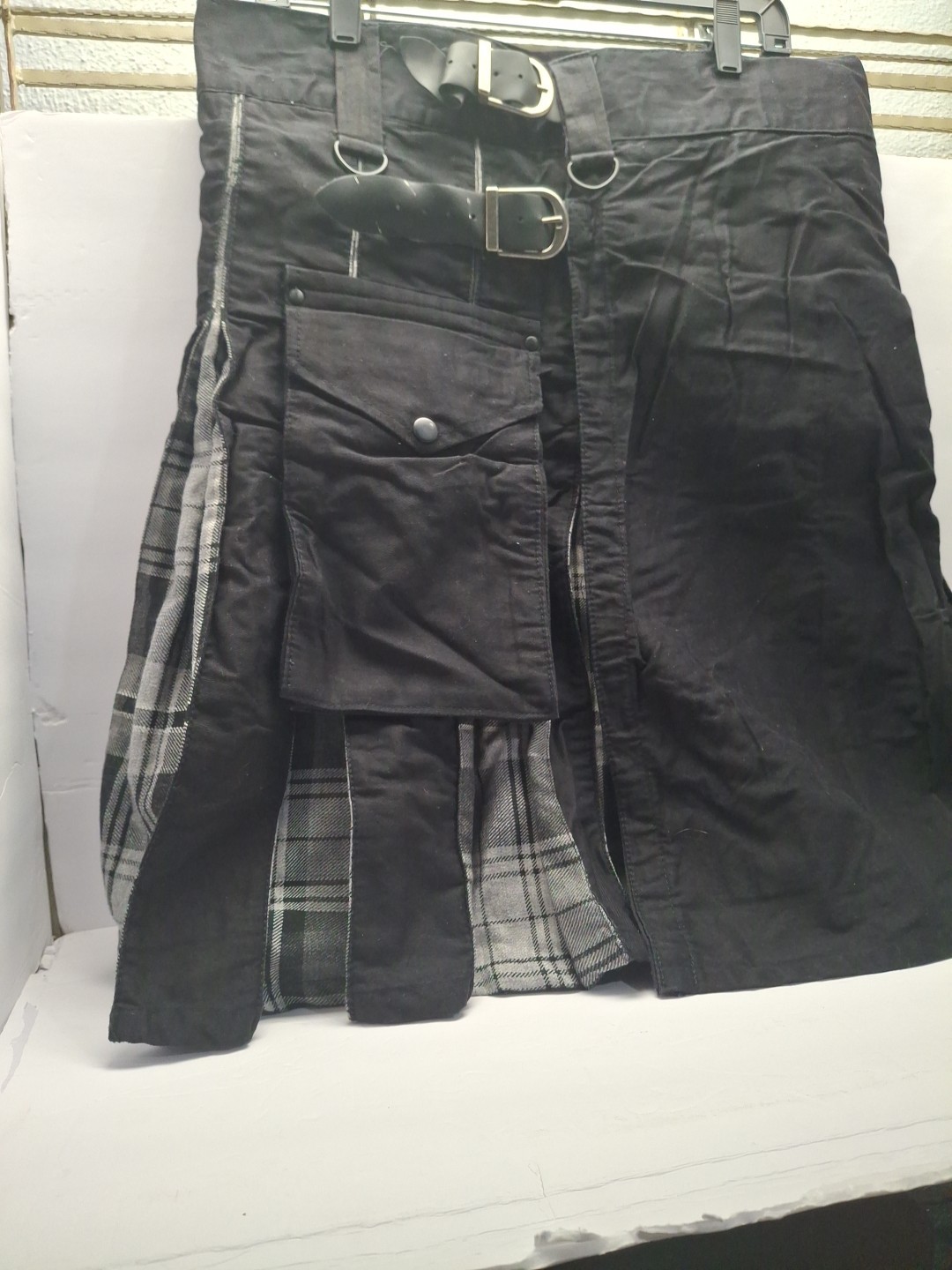 Kommando Scottish Highland Utility Black Gray White Kilt Size 38
