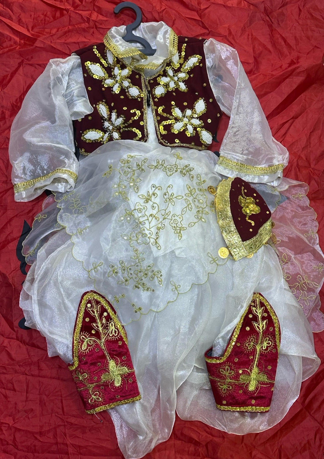 NEW ALBANIAN TRADITIONAL POPULAR FOLK COSTUME SUIT GIRLS-6-8 YEARS-HANDMADE-R