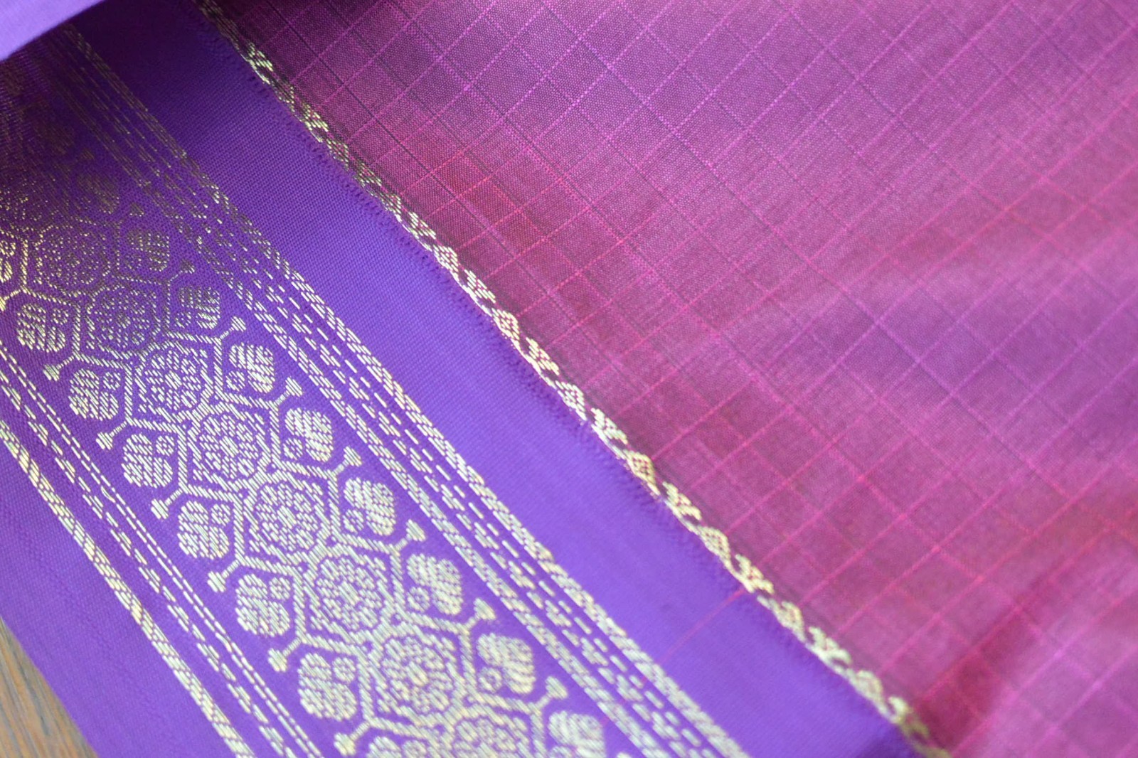 Purple gold Saree polyester blend 6 yards 13″ x 44″ hemmed
