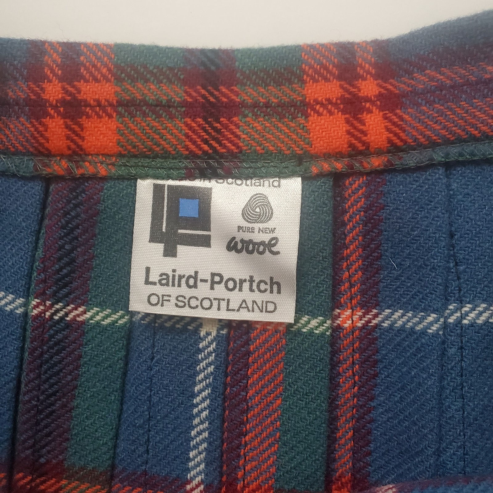 VTG Laird-Portch Scotland Wool Kilt Skirt Size 30 Plaid Blue Red Tartan Pleated