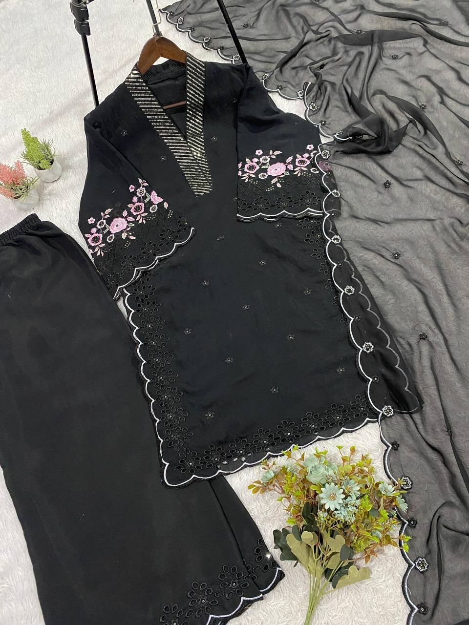 Presenting New Black Mal Chanderi Kurta Palazzo With Organza Dupatta For Women