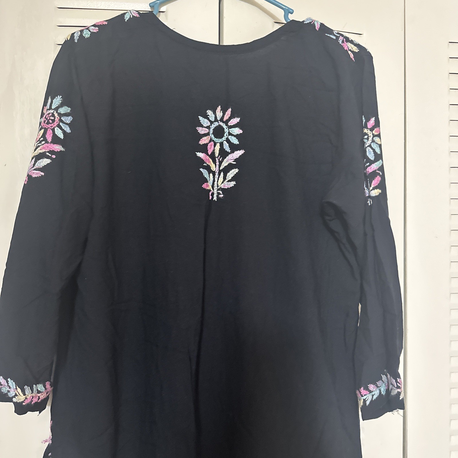 Pakistani Indian Women Long Heavy Multi Color Thread Work Kurti Black Size L