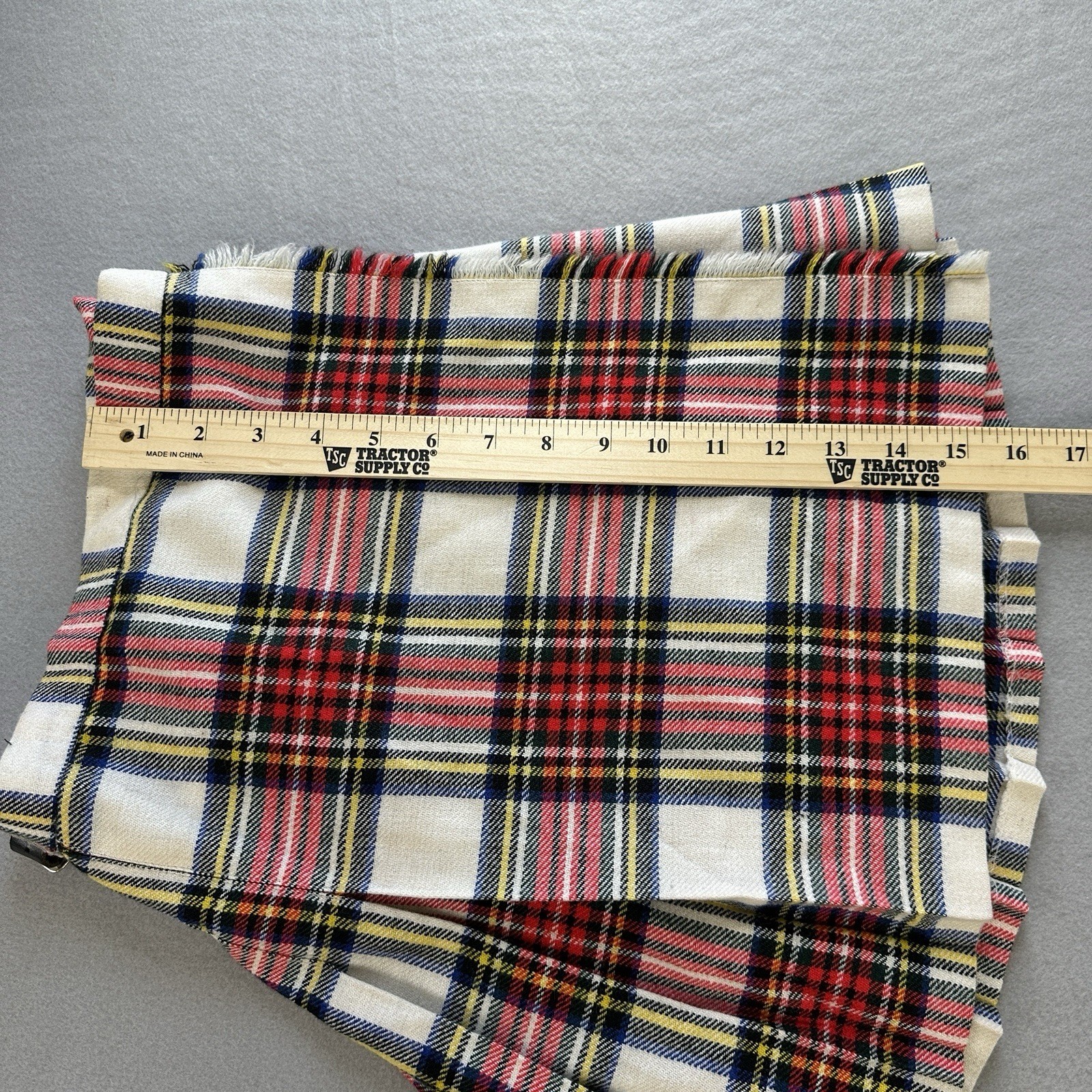 Clan Royal Stewart Tartan Kilt for Kids, 80% Acrylic 20% WoolTartan Sz 9-10 Yr