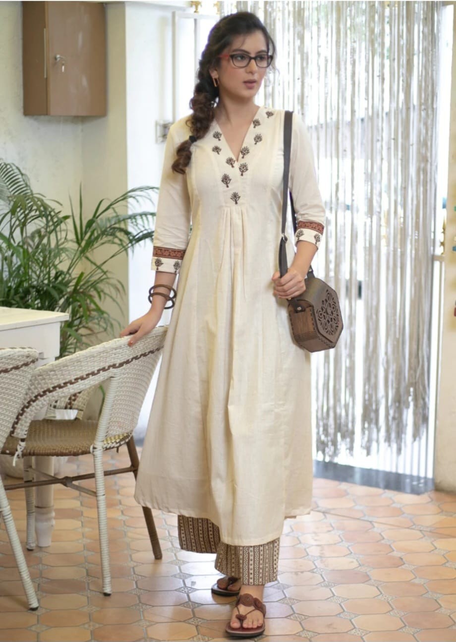 Ladies Cream Cotton Kurti Set with Printed Palazzo & Dupatta Style Ethnic