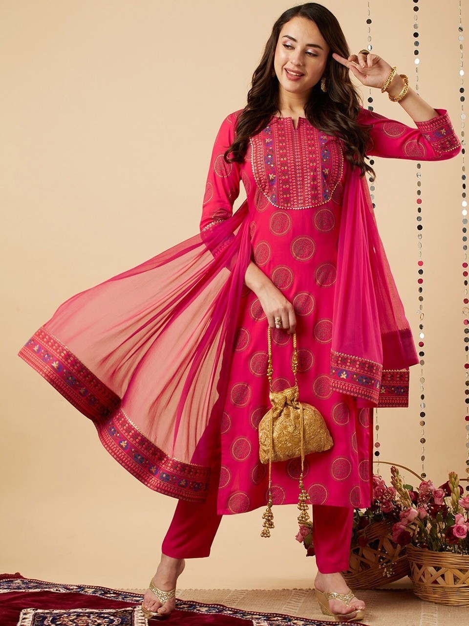 Women Viscose Rayon Kurta Pant Dupatta Set