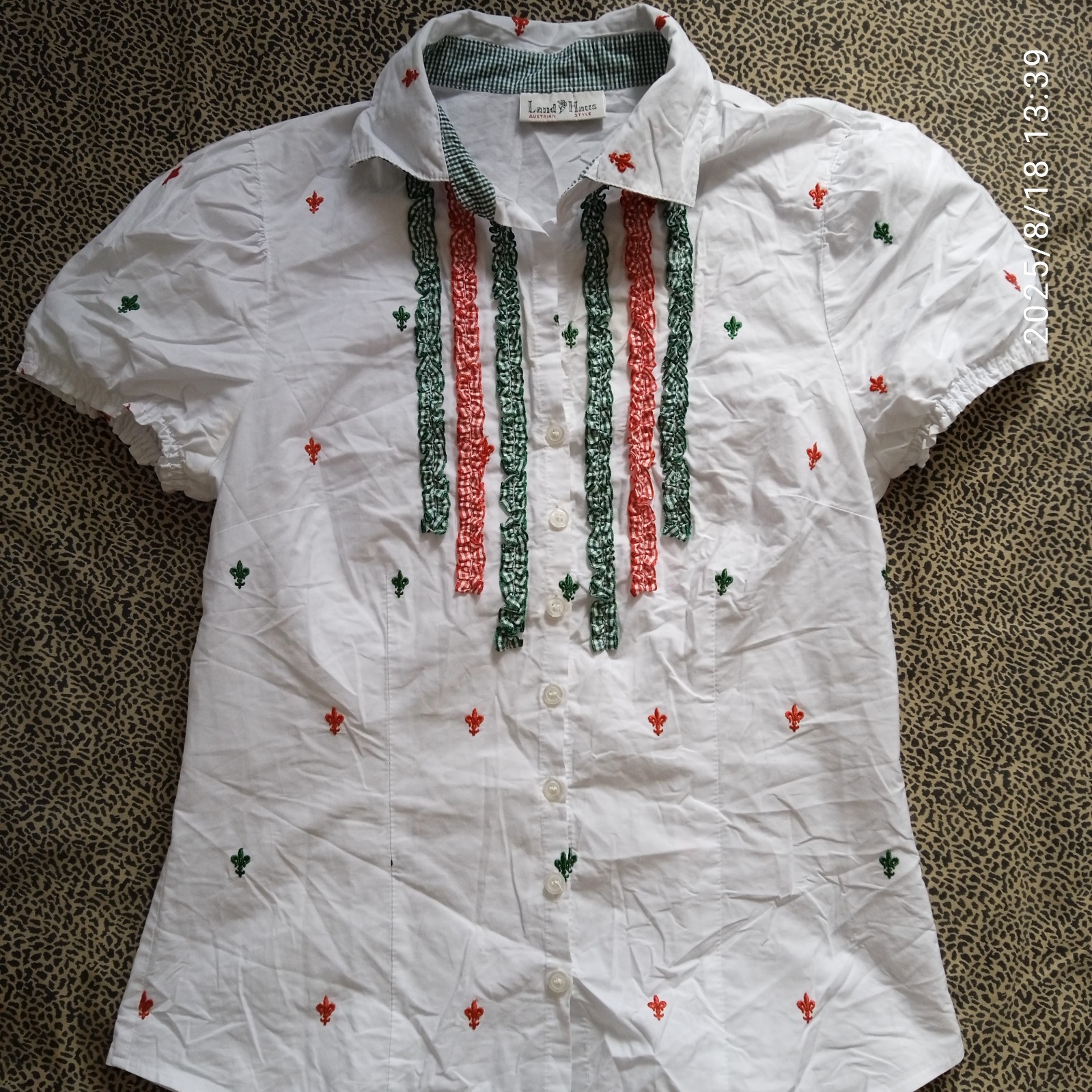 Landhaus Dirndl Oktoberfest White Blouse Size 38-40