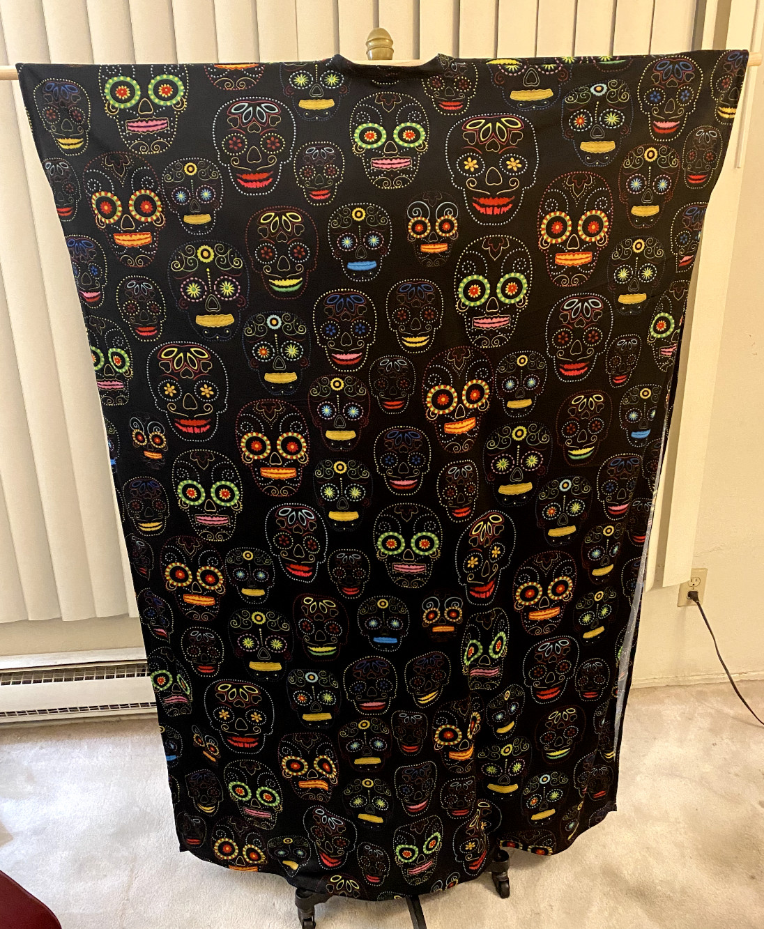 Kaftan Black Skulls Day of the Dead Halloween Skulls Men’s Unisex New Mexico Hip