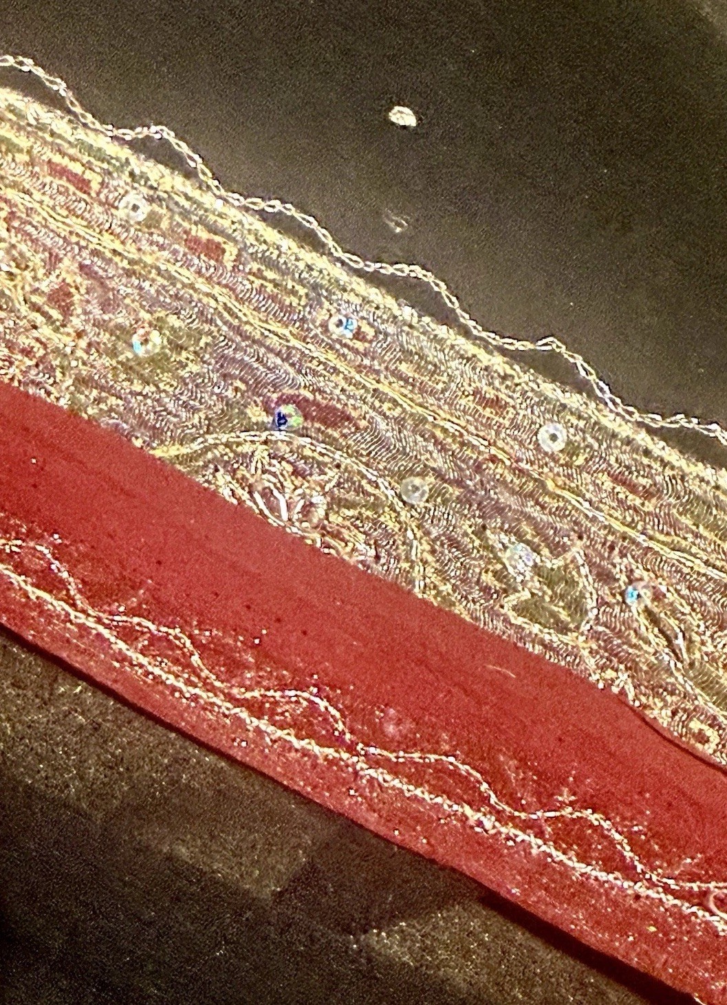 SARI CHIFFON Burgundy Embroidered Border/ Black Sequined Interior 44×200+” EUC