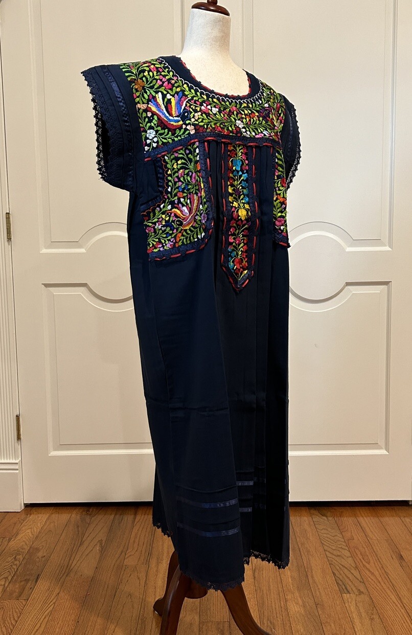 Mexican Navy Blue dress, Oaxaca dress, hand embroidery dress.