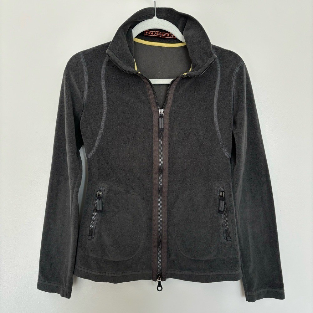 Frauenschuh Women’s Gray Velour Jacket full Double Zip Size S (6)