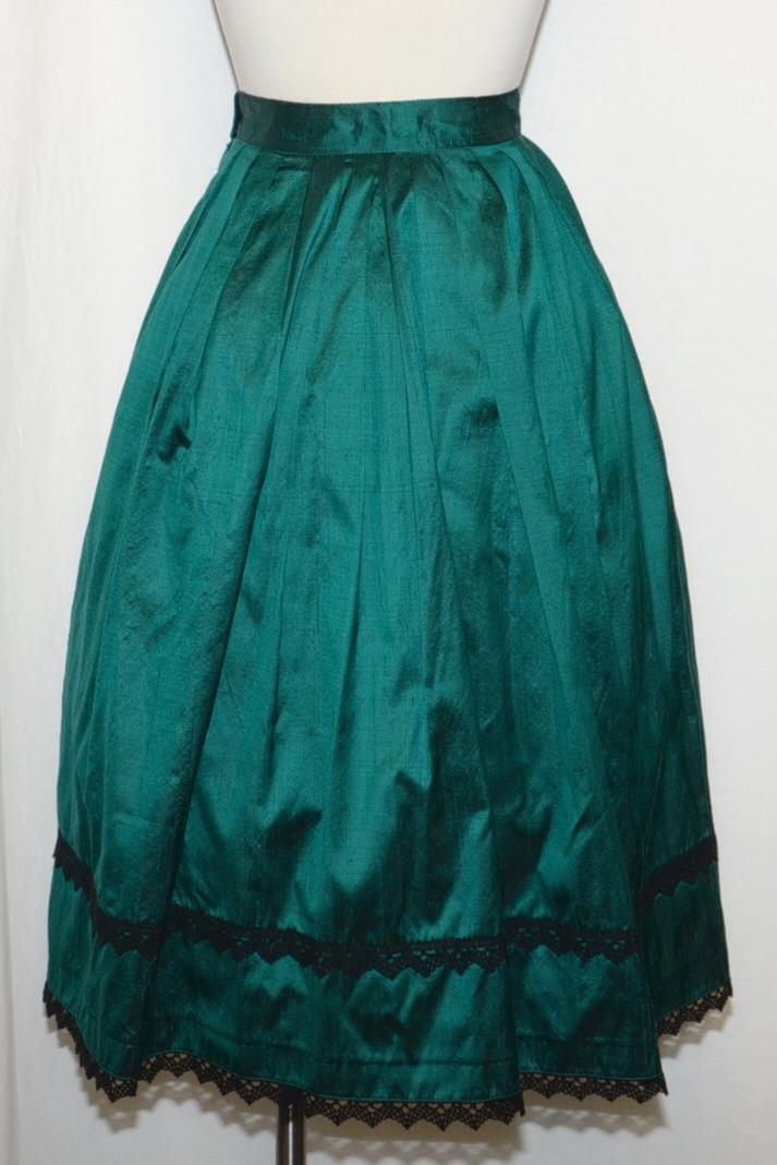 SILK SKIRT GREEN Full Swing Dirndl Trachten German Women LACE ~ CLASSY Suit 8 S