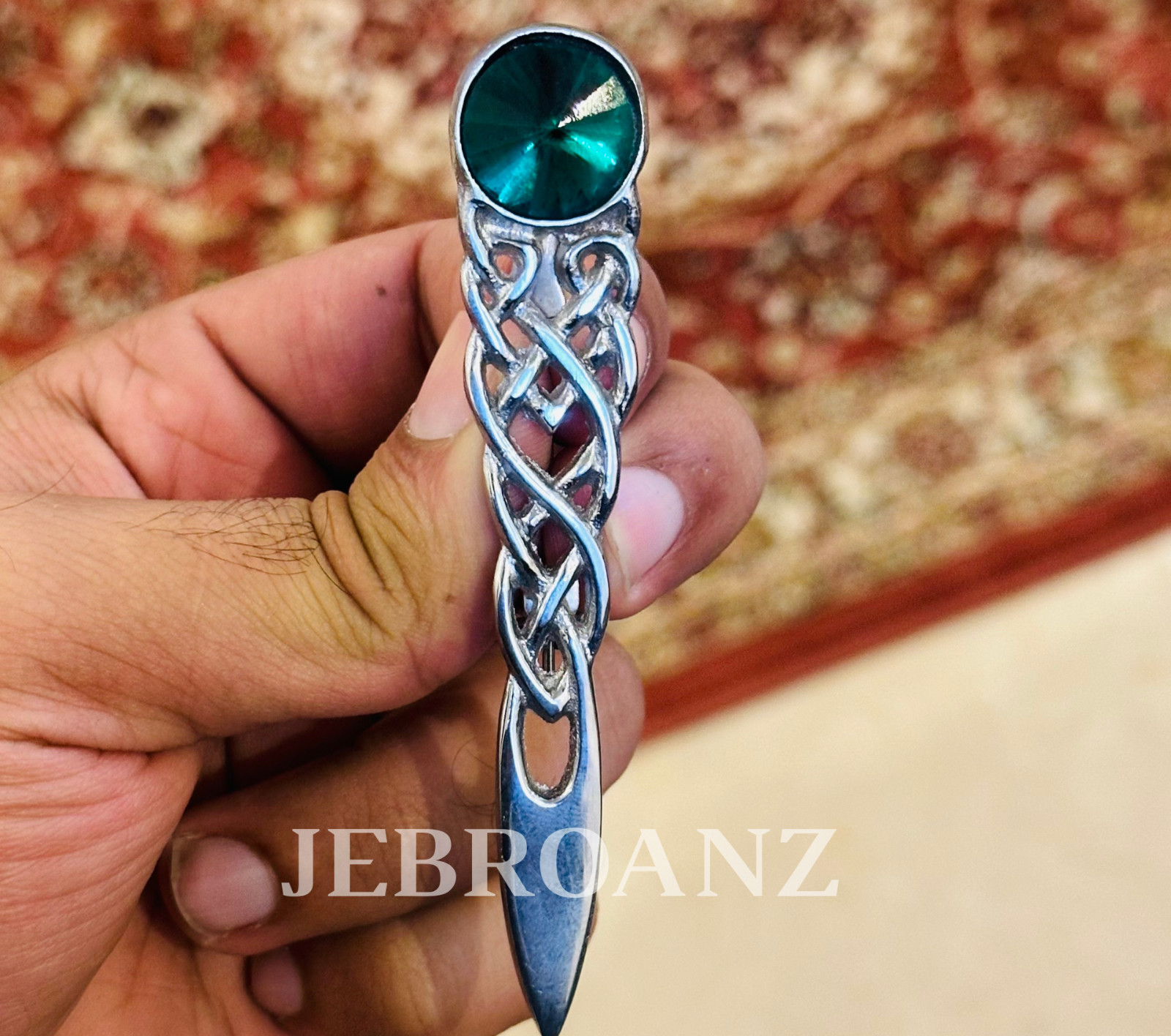 Scottish Kilt Pin Highland Celtic Knot Emerald Stone kilt Pin , Scotland Jewelry