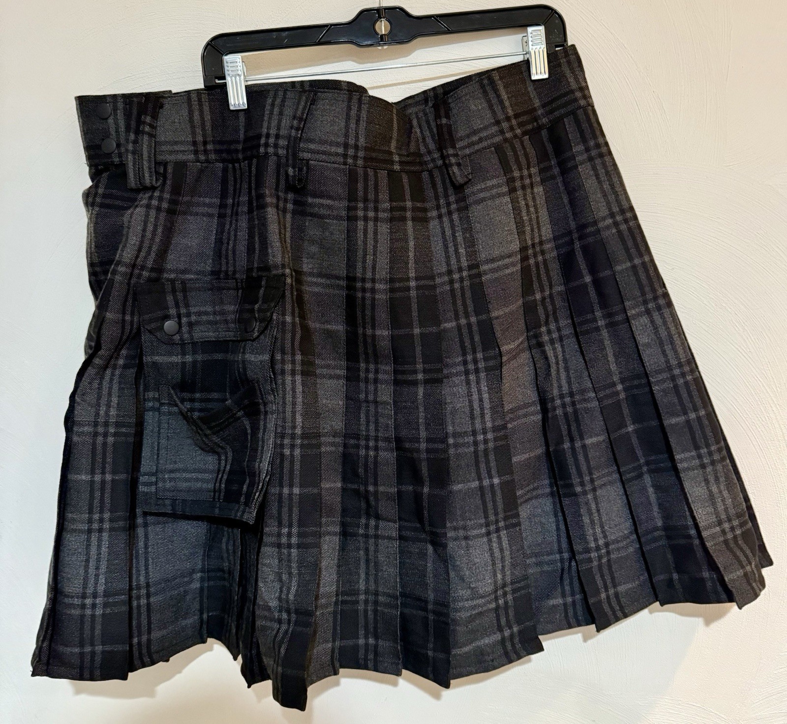 UTKilts Utility Kilt – Highlander Gray Men’s Size 44 With Cargo Pockets NWT