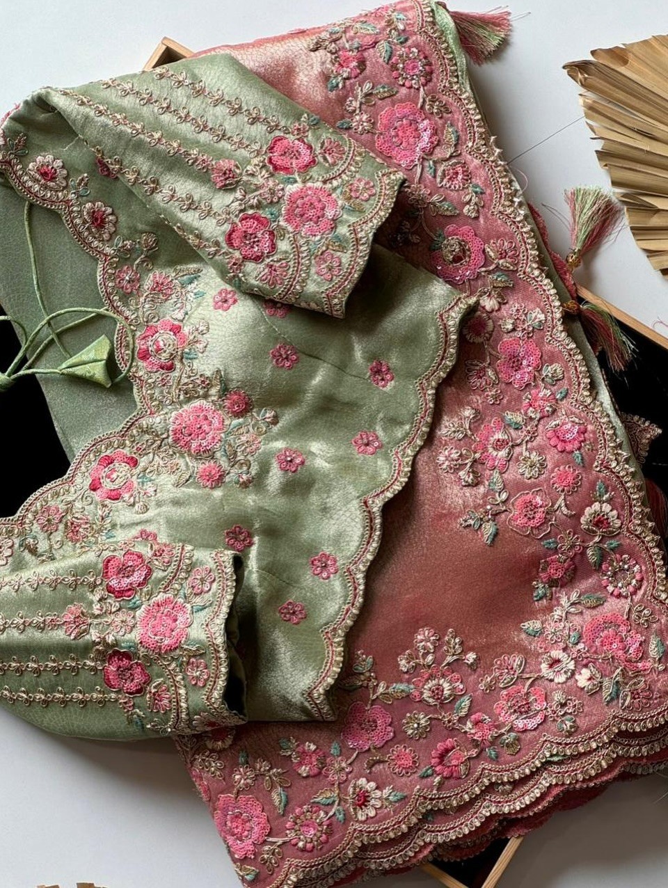 soft munga silk saree coding sequence zari thread handwork embroidery with blous