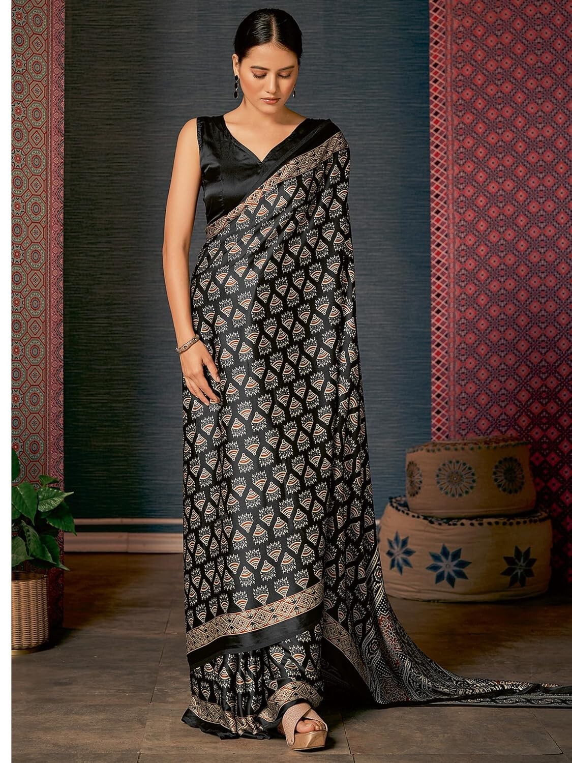 Women’s Brown Digital Print Satin Crepe Saree With Unstitched Blouse Piece