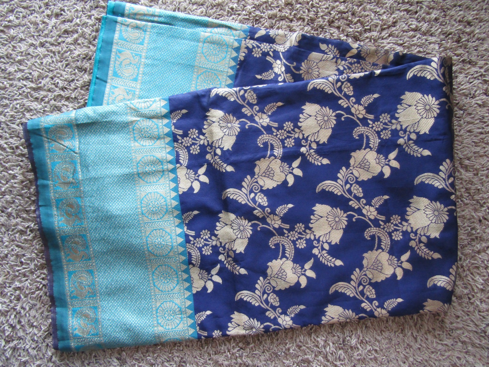 NIB Turkish Navy/Teal Fabric SILK AND GOLD THREAD MIDDLE EASTERN Wrap